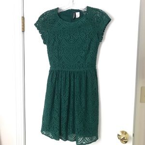 H&M lace dress